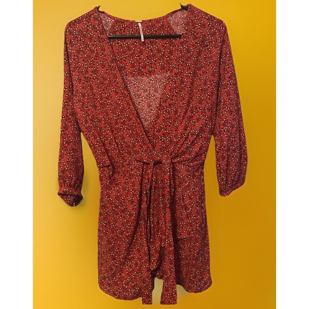 Free People Red Floral Dress Mini Blouse Size XS Boho Flare Sleeves V Neck